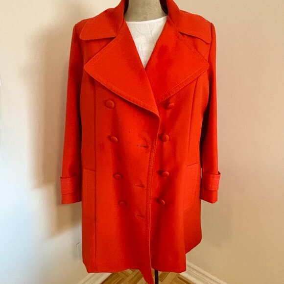 Amazing Orange Vintage Trenchcoat - Picture 10 of 11